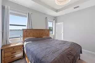 20572 NE 5th Pl, Miami, FL 33179 - Photo 12
