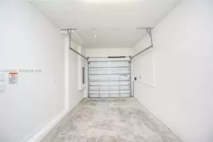 2642 SE 10th St, Homestead, FL 33035 - Photo 14