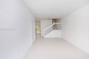 2642 SE 10th St, Homestead, FL 33035 - Photo 4