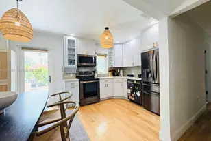 11 Veragua Ave, Coral Gables, FL 33134 - Photo 12