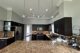 1070 Capistrano, Weston, FL 33326 - Photo 6