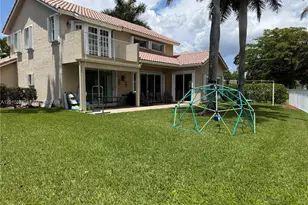 1070 Capistrano, Weston, FL 33326 - Photo 32
