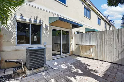 7995 NW 8th St #100C, Miami, FL 33126 - Photo 26