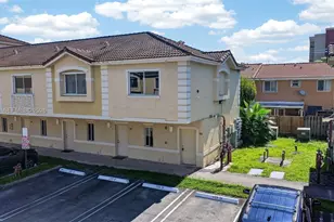 7995 NW 8th St, Miami, FL 33126 - Photo 16