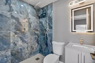 7995 NW 8th St, Miami, FL 33126 - Photo 24