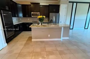 9751 Lakeview Ln, Parkland, FL 33076 - Photo 18