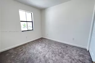 24450 SW 119th Pl, Homestead, FL 33032 - Photo 6