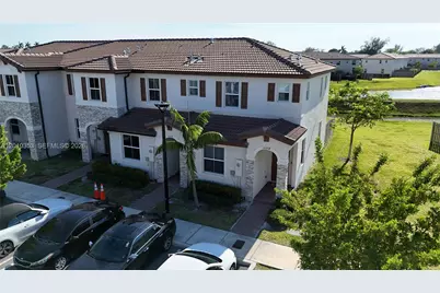 12308 NW 23rd Ct #12308, Miami, FL 33167 - Photo 4
