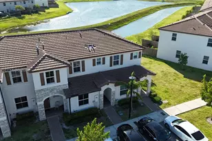 12308 NW 23rd Ct, Miami, FL 33167 - Photo 10