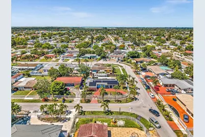4301 NW 185th St, Miami Gardens, FL 33055 - Photo 30