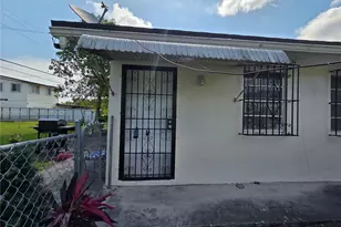 11035 SW 56th St, Miami, FL 33165 - Photo 2