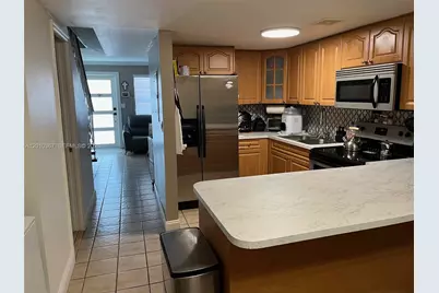 5464 W 26th Ave #27-D, Hialeah, FL 33016 - Photo 8