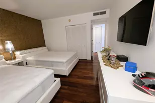 5600 Collins Ave, Miami Beach, FL 33140 - Photo 20