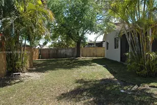 25811 SW 132nd Ave, Homestead, FL 33032 - Photo 8