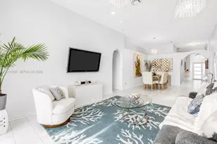 214 SW 180th Ave, Pembroke Pines, FL 33029 - Photo 16
