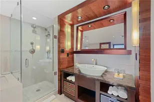 6801 Collins Ave, Miami Beach, FL 33141 - Photo 18