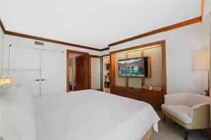 6801 Collins Ave, Miami Beach, FL 33141 - Photo 14