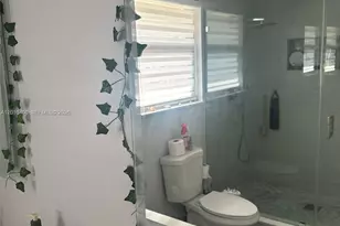 7506 NW 33rd St, Lauderhill, FL 33319 - Photo 40