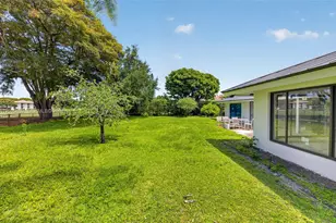 712 Pine Lake Dr, Delray Beach, FL 33445 - Photo 14