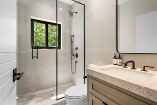 110 Holiday Dr, Hallandale Beach, FL 33009 - Photo 68