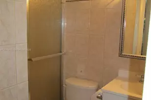 250 180th Dr, Sunny Isles Beach, FL 33160 - Photo 12