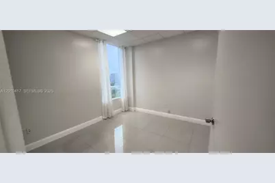 12550 Biscayne Blvd #605, North Miami, FL 33181 - Photo 6