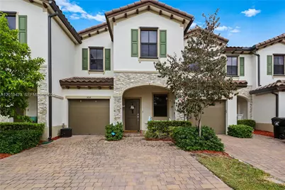 1434 SW 54th Ave, North Lauderdale, FL 33068 - Photo 4