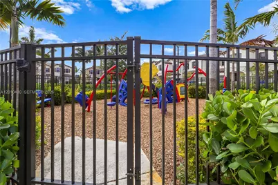 1434 SW 54th Ave, North Lauderdale, FL 33068 - Photo 58