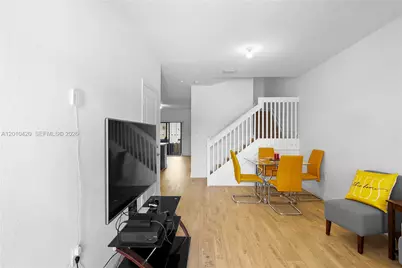 1434 SW 54th Ave, North Lauderdale, FL 33068 - Photo 10