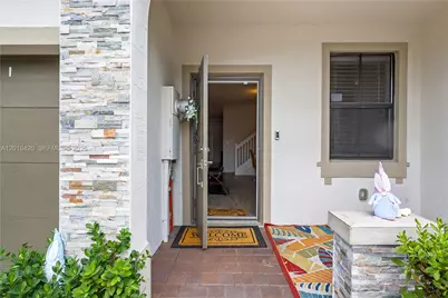 1434 SW 54th Ave, North Lauderdale, FL 33068 - Photo 8