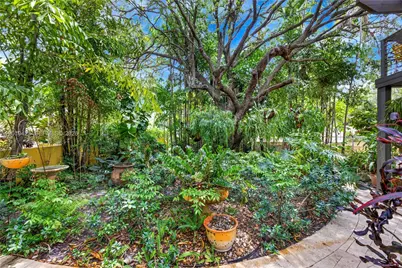 650 NE 76th St, Miami, FL 33138 - Photo 6