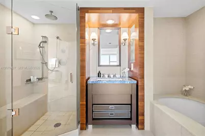 6801 Collins #1215, Miami Beach, FL 33141 - Photo 10