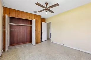 921 NE 159th St, North Miami Beach, FL 33162 - Photo 18