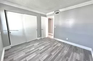 9907 Westwood Dr, Tamarac, FL 33321 - Photo 10
