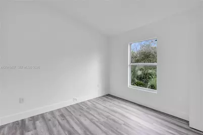 763 NW 80th St #B, Miami, FL 33150 - Photo 22