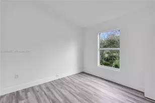 763 NW 80th St, Miami, FL 33150 - Photo 22
