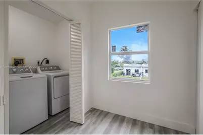 763 NW 80th St #B, Miami, FL 33150 - Photo 14