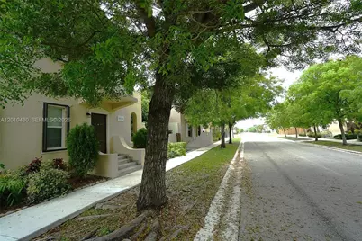 11624 SW 244th Ln, Homestead, FL 33032 - Photo 4