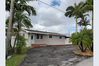 690 SW 120th Ave, Miami, FL 33184 - Photo 1