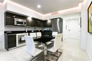 92 SW 3rd St, Miami, FL 33130 - Photo 4