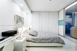 92 SW 3rd St, Miami, FL 33130 - Photo 6