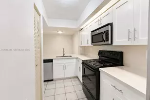 8640 SW 212th St, Cutler Bay, FL 33189 - Photo 10