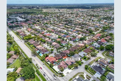 15203 SW 142nd Ave, Miami, FL 33177 - Photo 2
