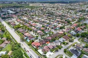 15203 SW 142nd Ave, Miami, FL 33177 - Photo 2
