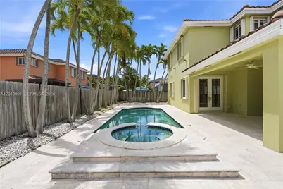 15203 SW 142nd Ave, Miami, FL 33177 - Photo 4