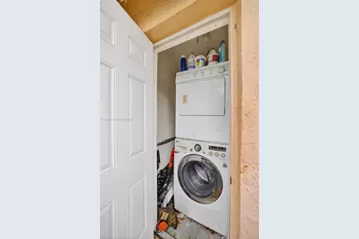 2437 NW 20th St, Fort Lauderdale, FL 33311 - Photo 32