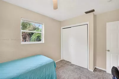 2437 NW 20th St, Fort Lauderdale, FL 33311 - Photo 26