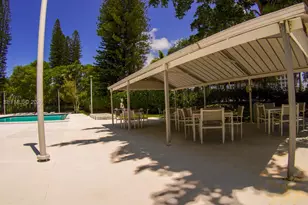 20100 W Country Club Dr, Aventura, FL 33180 - Photo 24