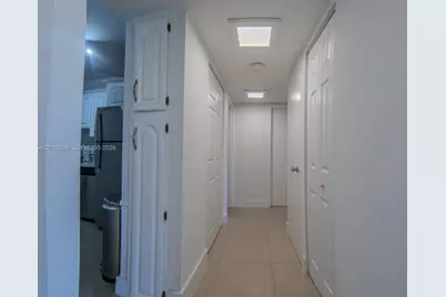 20100 W Country Club Dr #504, Aventura, FL 33180 - Photo 10
