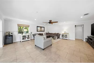 9331 SW 104th Ct, Miami, FL 33176 - Photo 16